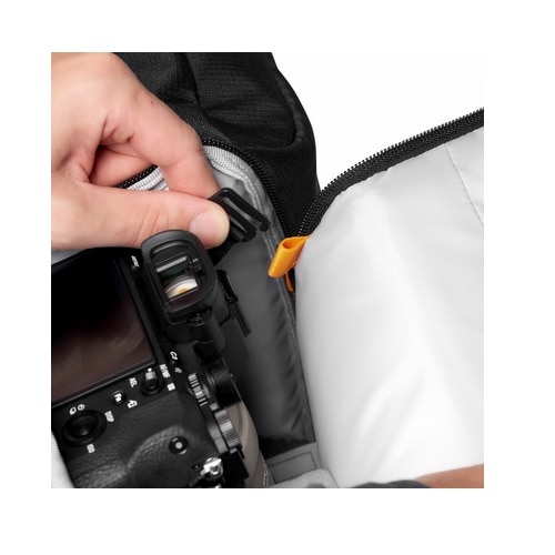 Lowepro t@XgpbN BP250AW III LP37333-PWW