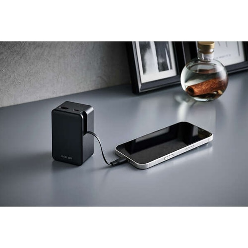 �G���R��&nbsp;������莮�P�[�u����̌^���o�C���o�b�e���[(10000mAh/22.5W)&nbsp;DE-C80L-10000BK