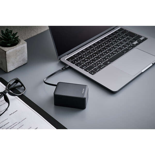 �G���R��&nbsp;������莮�P�[�u����̌^���o�C���o�b�e���[(10000mAh/45W)&nbsp;DE-C81L-10000BK