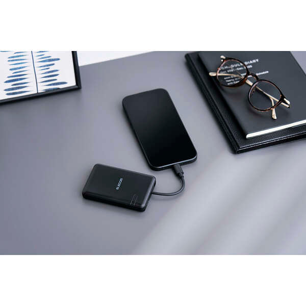 GR USB Type-C(TM)P[ũoCobe[(5000mAh/12W) DE-C62-5000BK