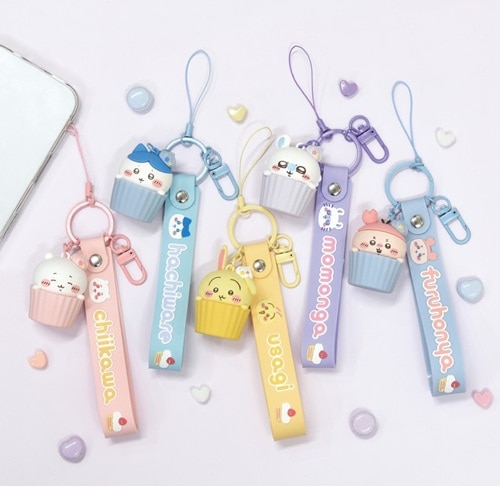 グルマンディーズ ちいかわ 3Dマスコット 付き ハンドストラップ｜CK