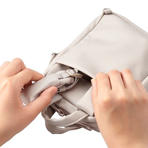 GR V_[|[`@off toco Tiny Shoulder Pouch BMA-OFSC01BE