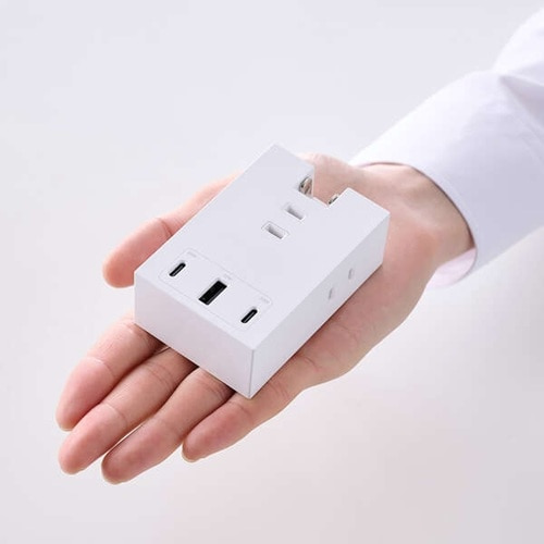 GR RZg}USB^bv(20W/A×1+C×2) T-U07-3AC2WH