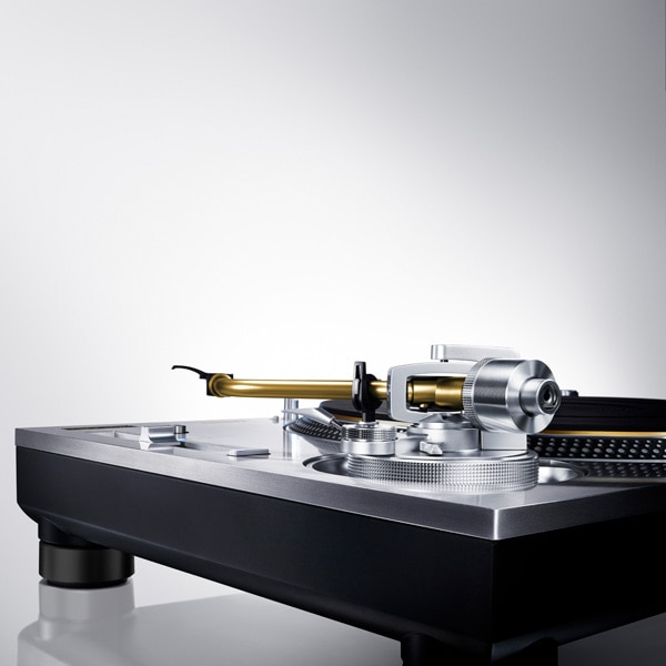 Technics�i�e�N�j�N�X�j&nbsp;�_�C���N�g�h���C�u�^�[���e�[�u���V�X�e��&nbsp;SL-1200GME-S